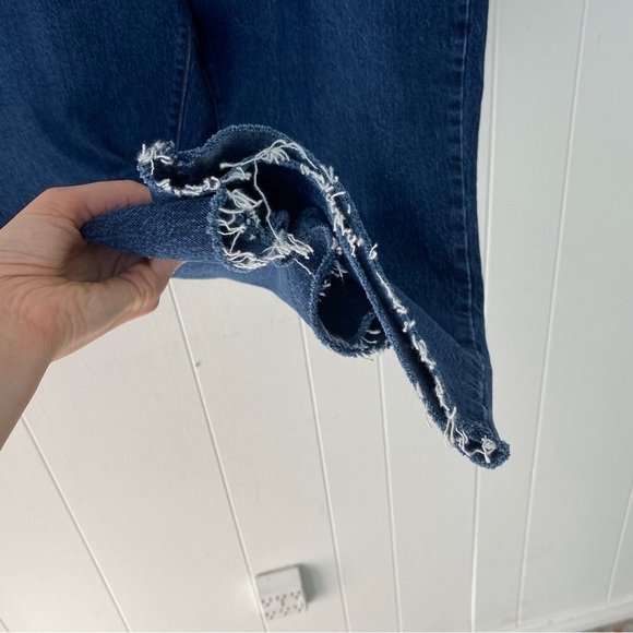 Levi's Wedgie Straight Jeans Women's Plus Size 22W Blue Denim Cropped Button Fly - Picture 5 of 14